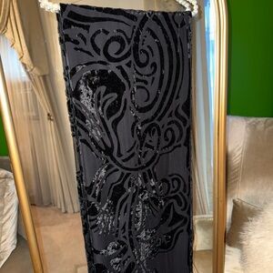 Elegant Black Velvet Wrap/Scarf